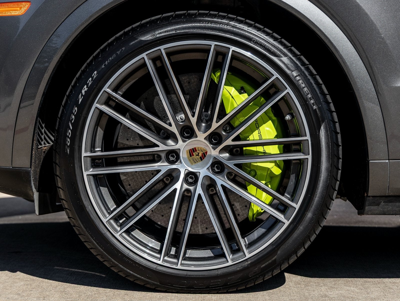 2023 Porsche Cayenne E-Hybrid Cayenne Turbo S E-Hybrid (MY23)