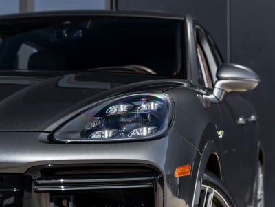 2023 Porsche Cayenne E-Hybrid Cayenne Turbo S E-Hybrid (MY23)