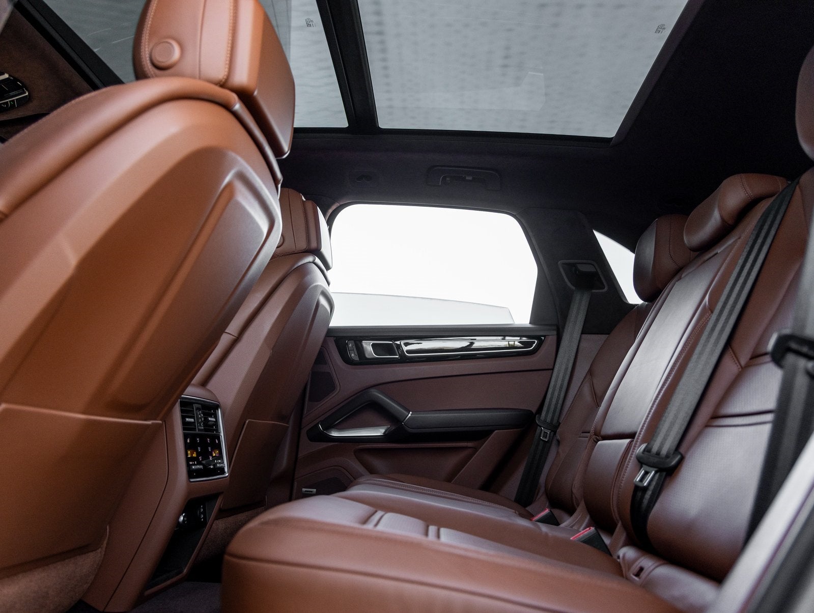 2023 Porsche Cayenne E-Hybrid Cayenne Turbo S E-Hybrid (MY23)