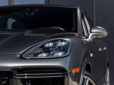 2023 Porsche Cayenne E-Hybrid Cayenne Turbo S E-Hybrid (MY23)