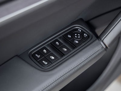2024 Porsche Cayenne S