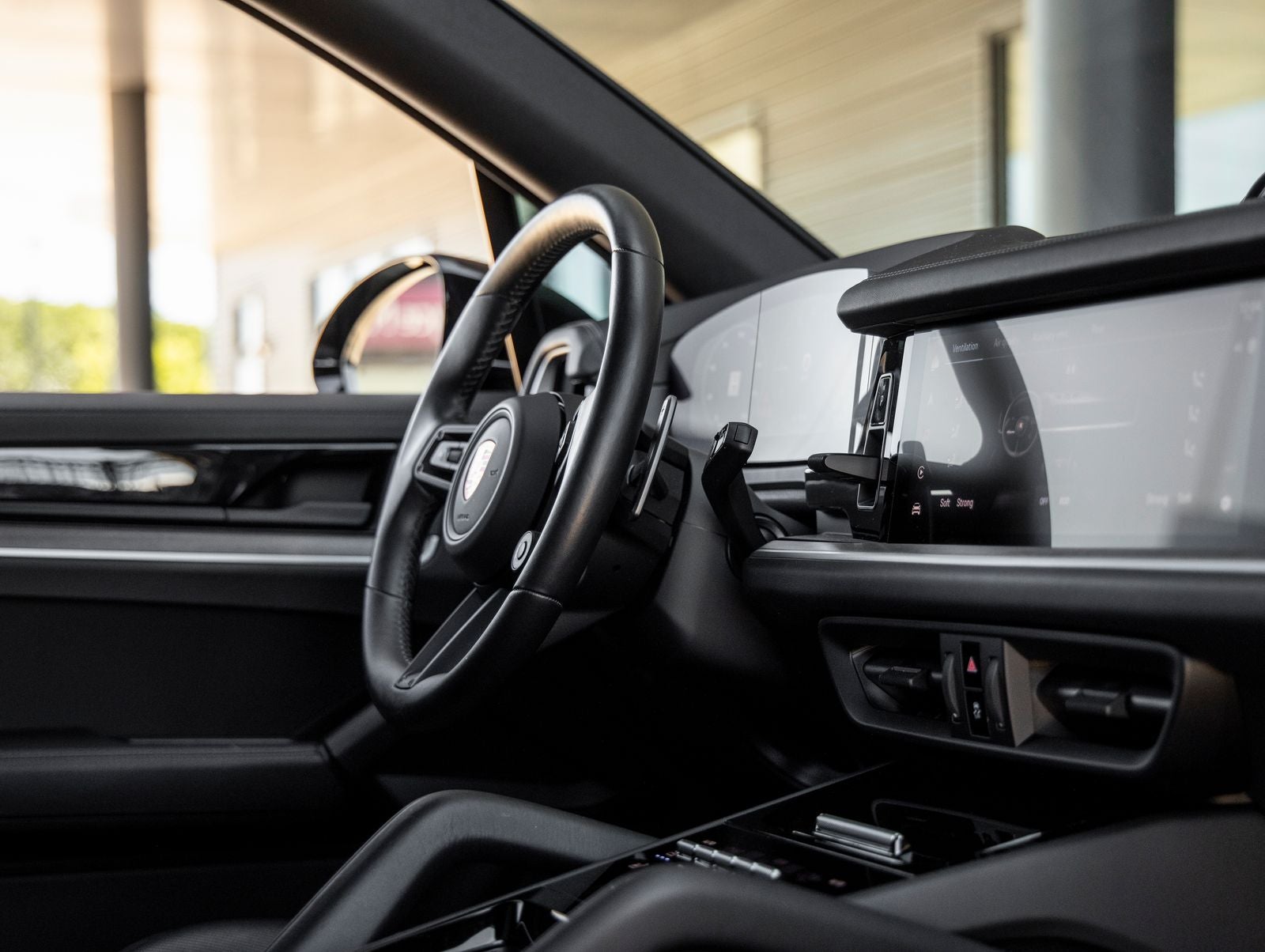 2024 Porsche Cayenne S
