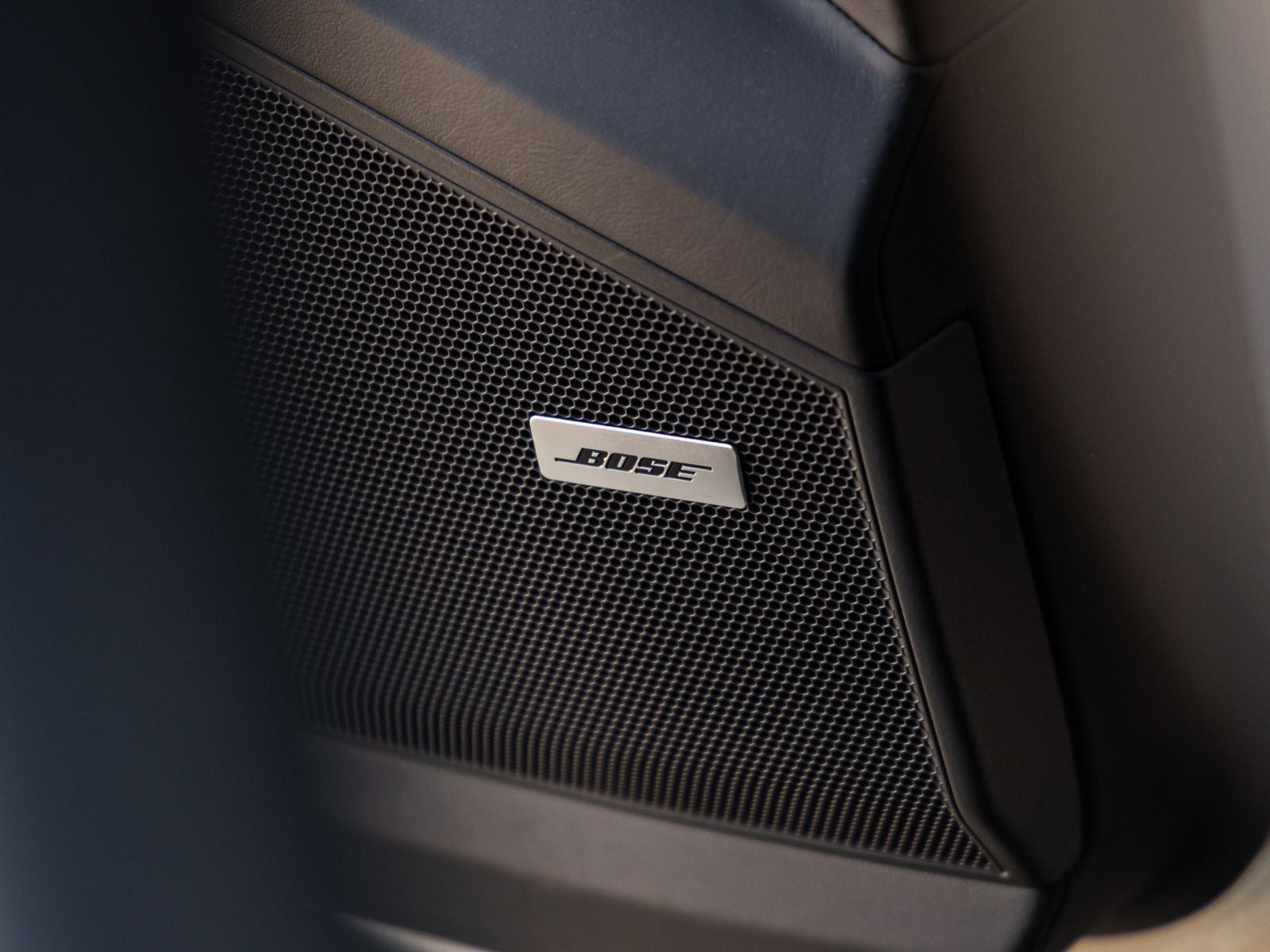 2024 Porsche Cayenne S