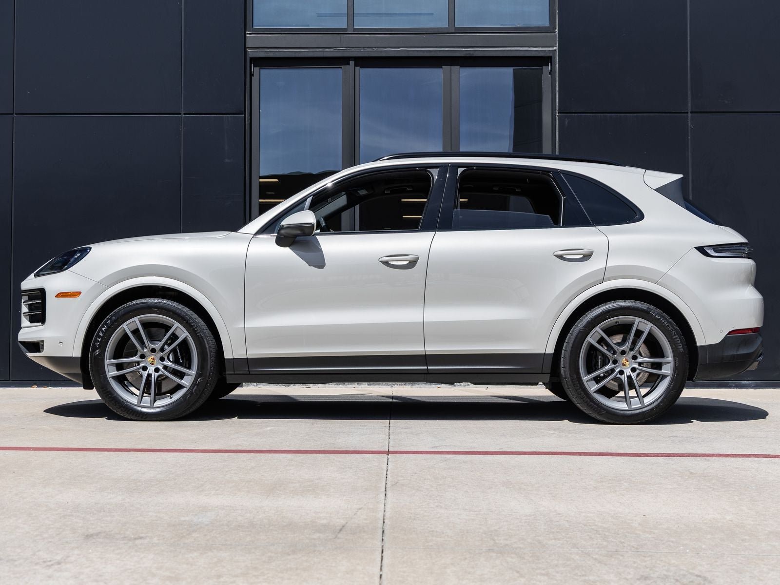 2024 Porsche Cayenne S
