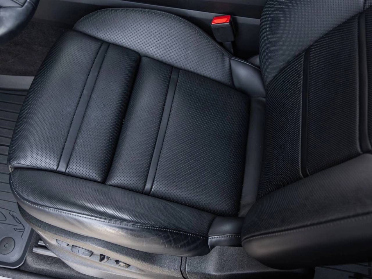 2024 Porsche Cayenne S