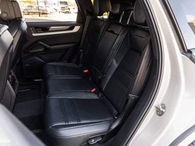 2024 Porsche Cayenne S