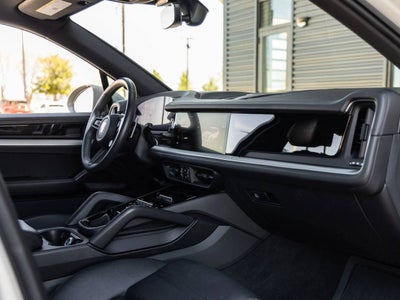 2024 Porsche Cayenne S