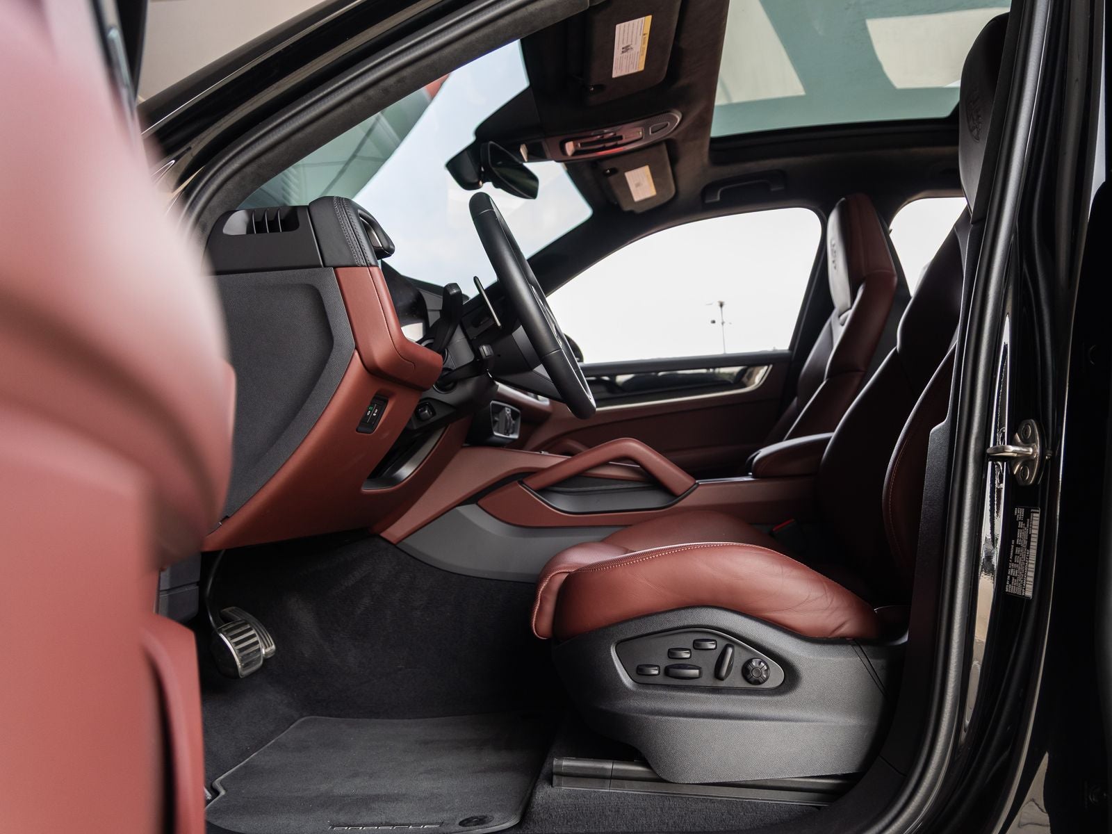 2025 Porsche Cayenne Turbo E-Hybrid