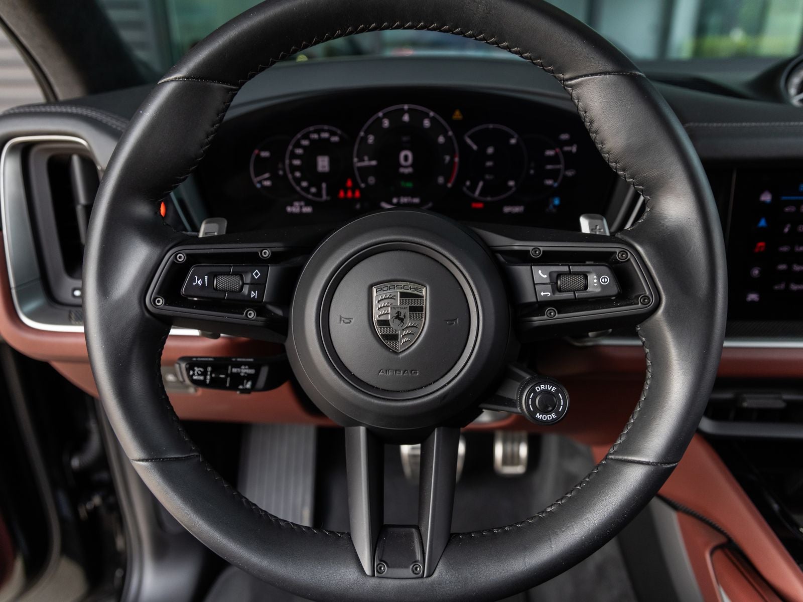 2025 Porsche Cayenne Turbo E-Hybrid