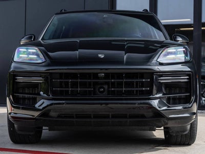 2025 Porsche Cayenne Turbo E-Hybrid