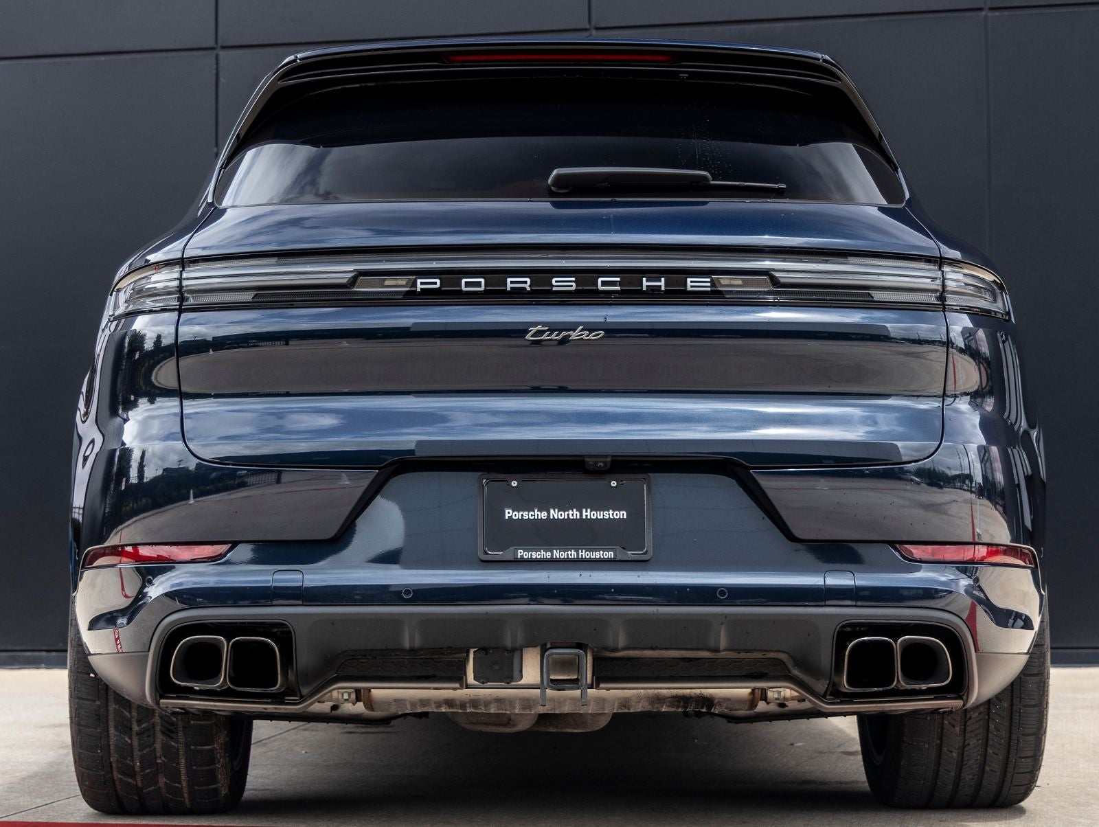 2025 Porsche Cayenne E-Hybrid Turbo