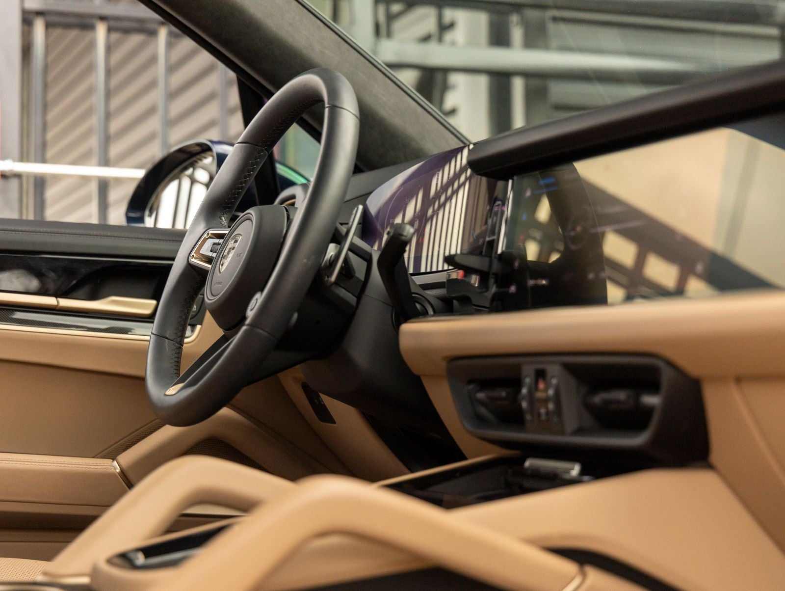 2025 Porsche Cayenne E-Hybrid Turbo