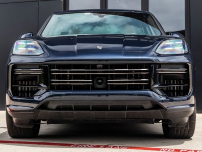2025 Porsche Cayenne E-Hybrid Turbo