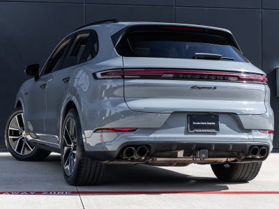 2024 Porsche Cayenne Cayenne S E-Hybrid (MY24)