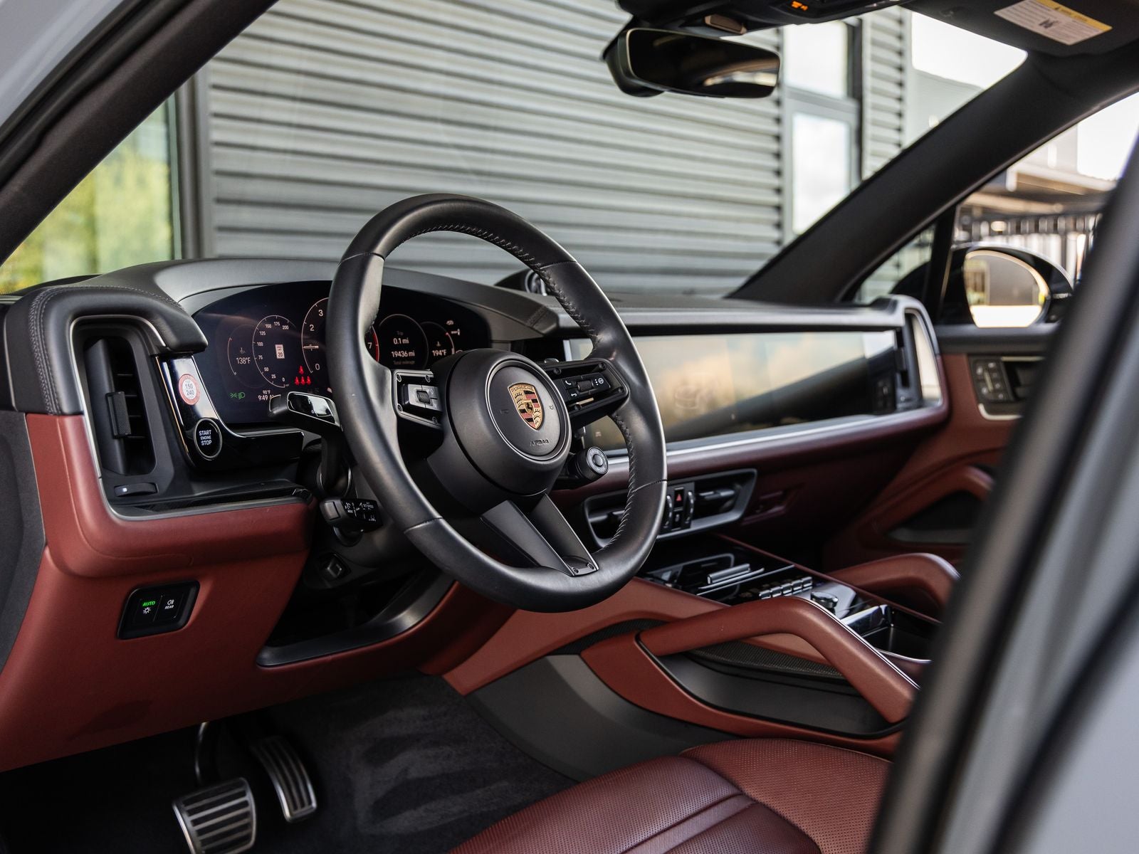 2024 Porsche Cayenne Cayenne S E-Hybrid (MY24)