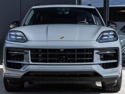 2024 Porsche Cayenne Cayenne S E-Hybrid (MY24)