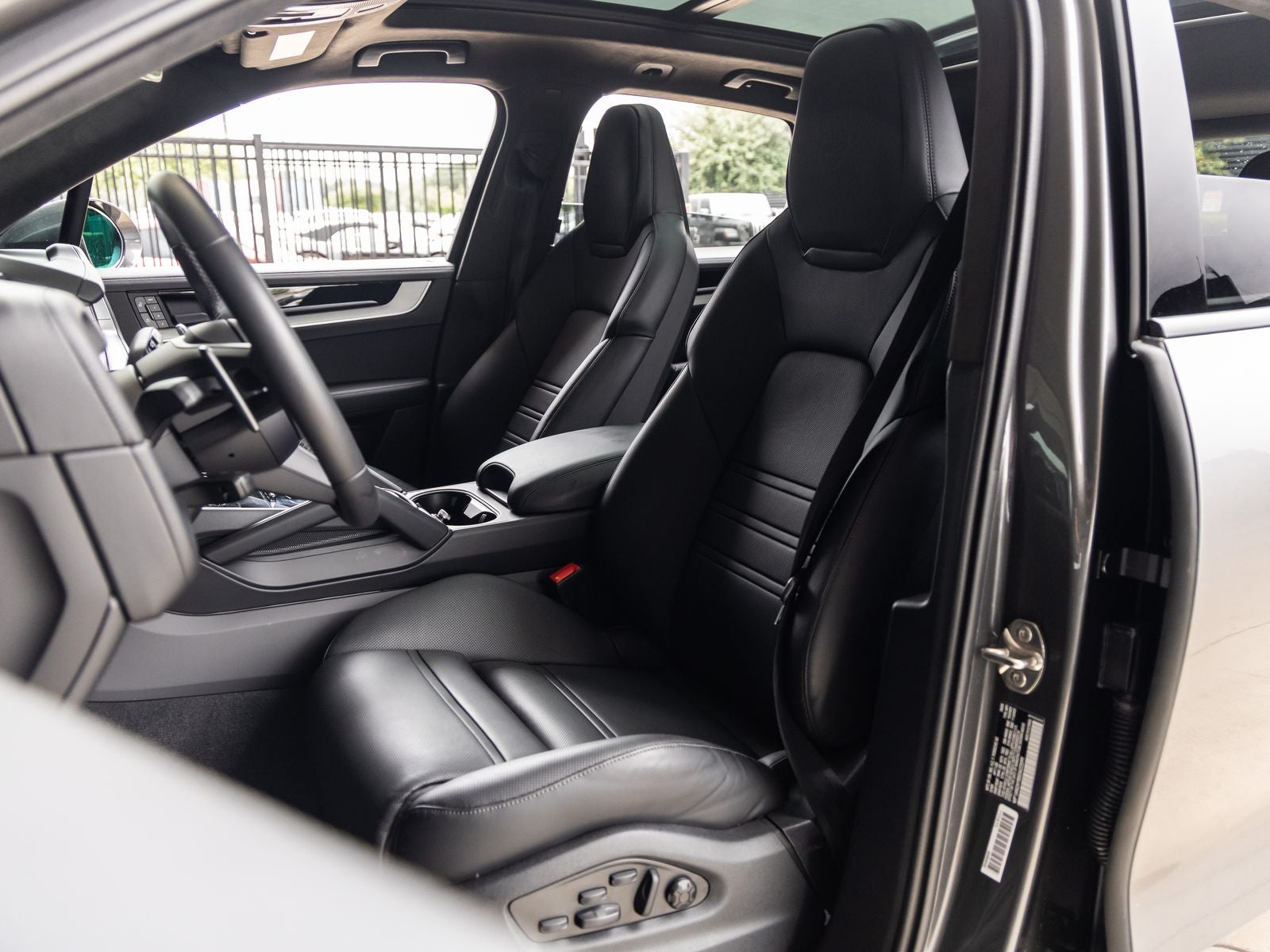 2025 Porsche Cayenne Cayenne S E-Hybrid