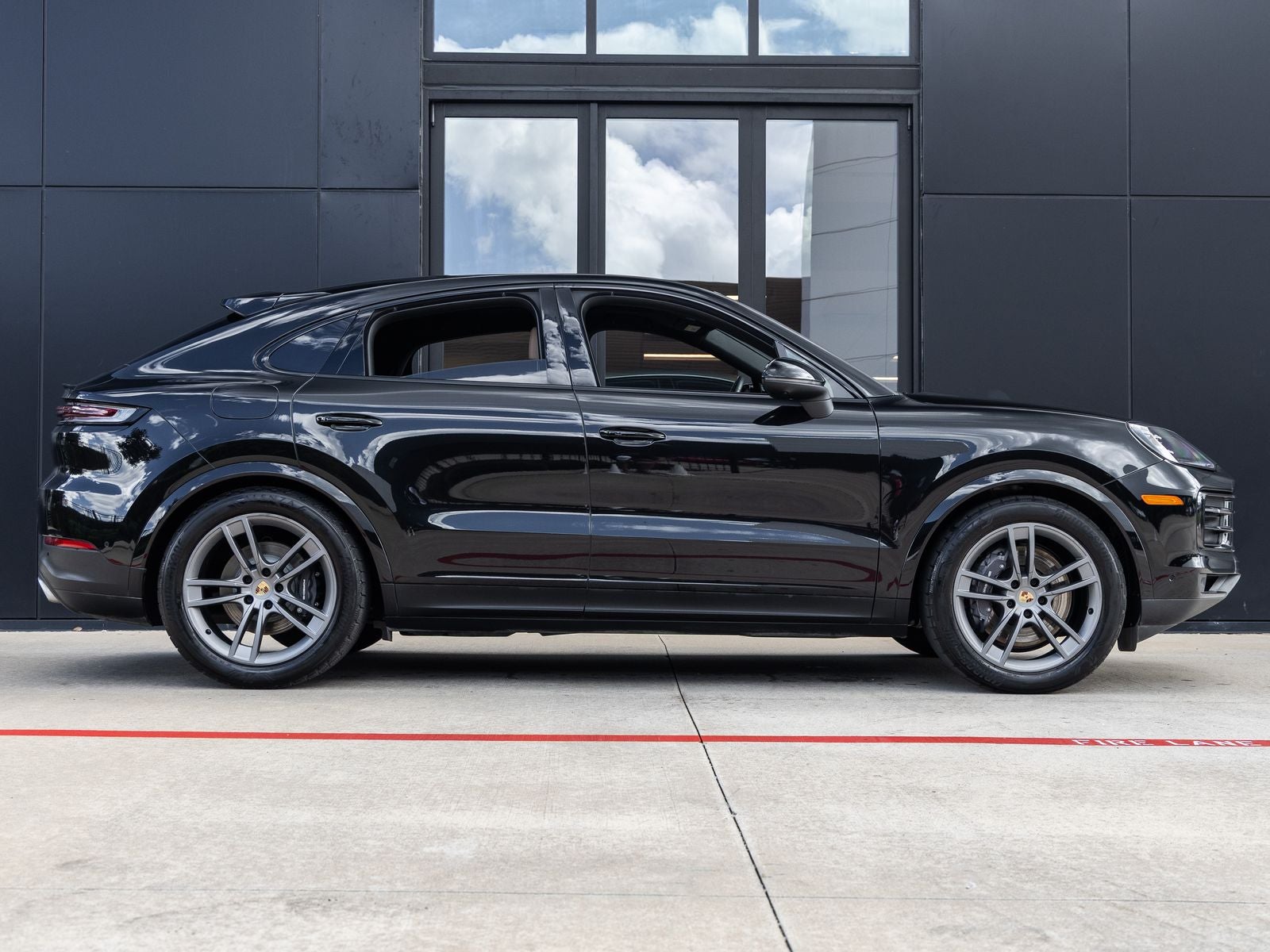 2024 Porsche Cayenne Coupe