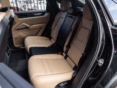 2024 Porsche Cayenne Coupe