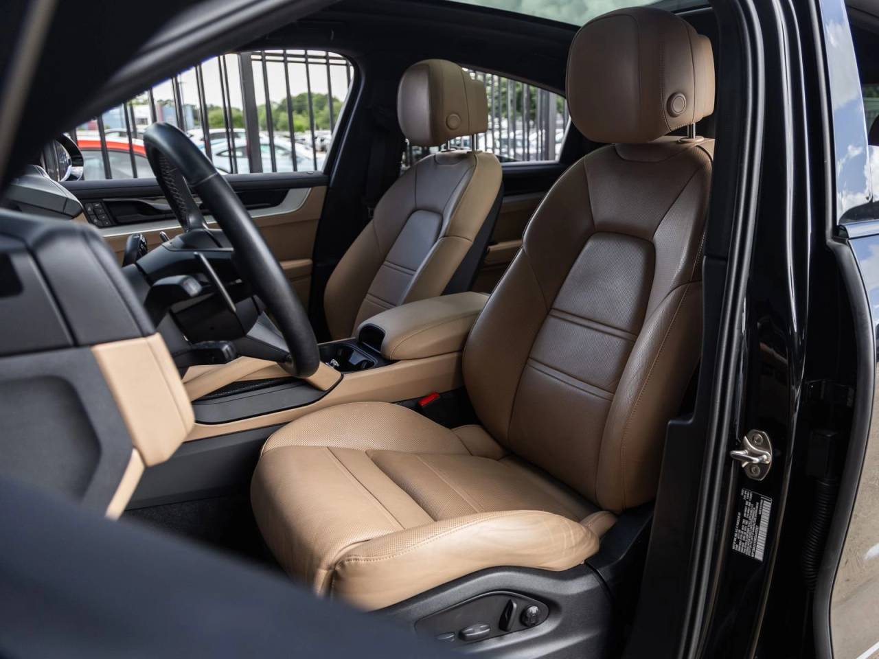 2024 Porsche Cayenne Coupe