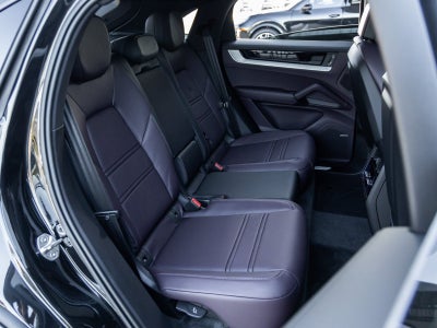 2026 Porsche Cayenne Cayenne Coupe