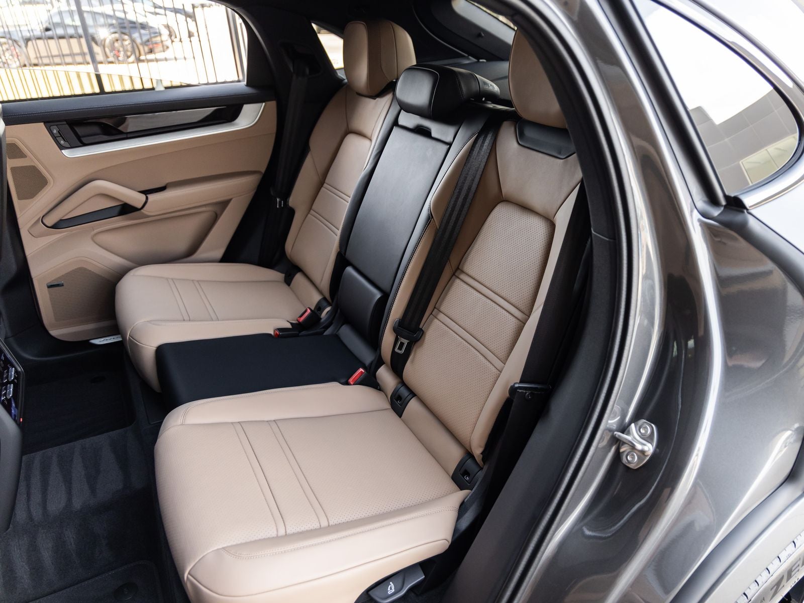 2026 Porsche Cayenne Cayenne Coupe