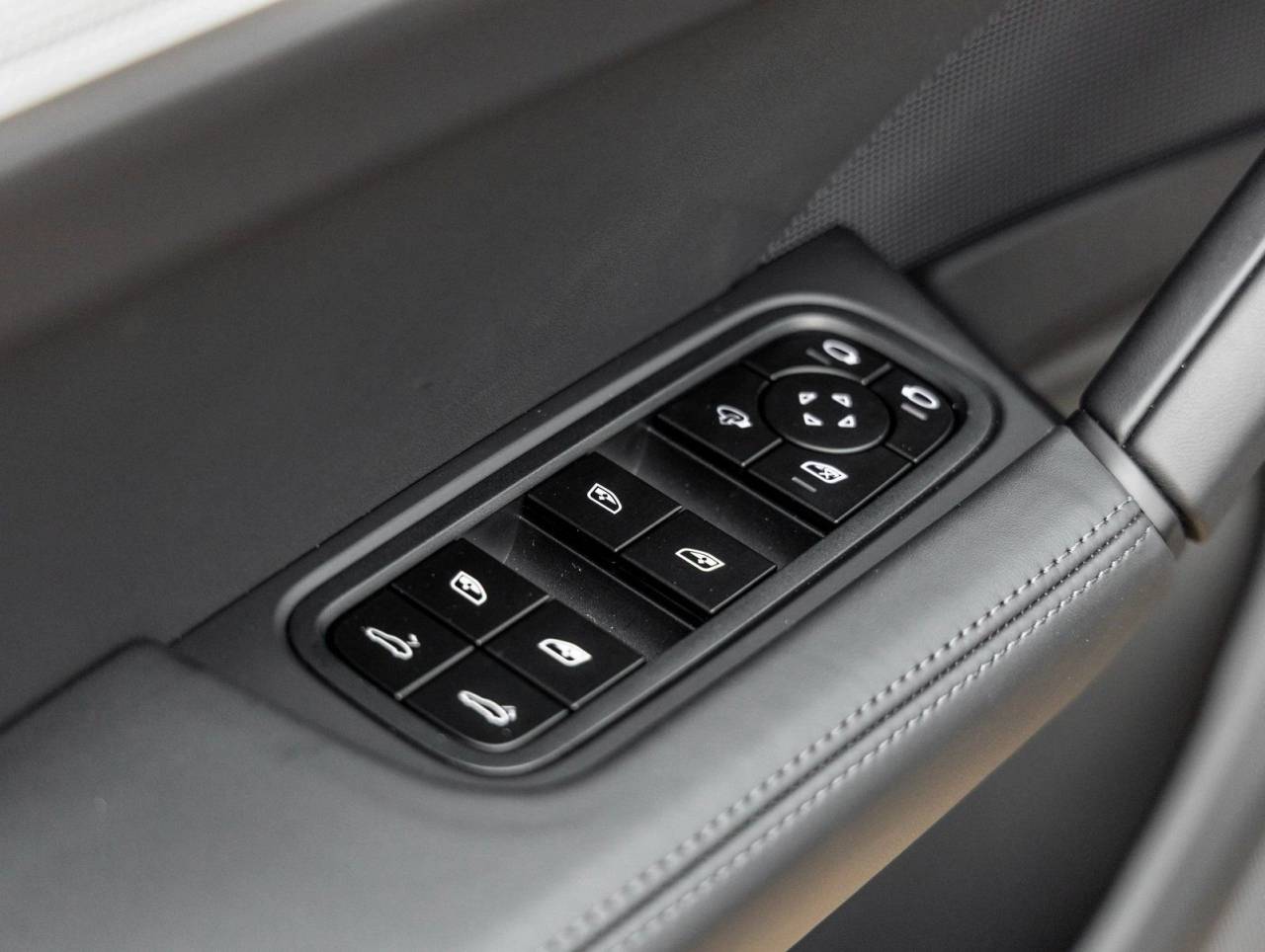 2026 Porsche Cayenne Coupe Cayenne Coupe