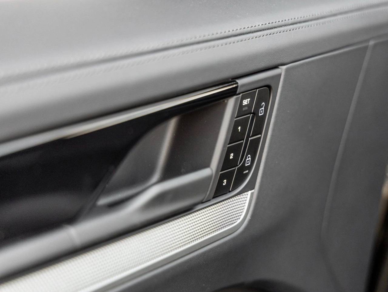 2026 Porsche Cayenne Coupe Cayenne Coupe