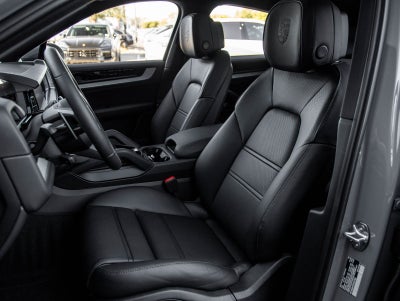 2026 Porsche Cayenne Cayenne Coupe