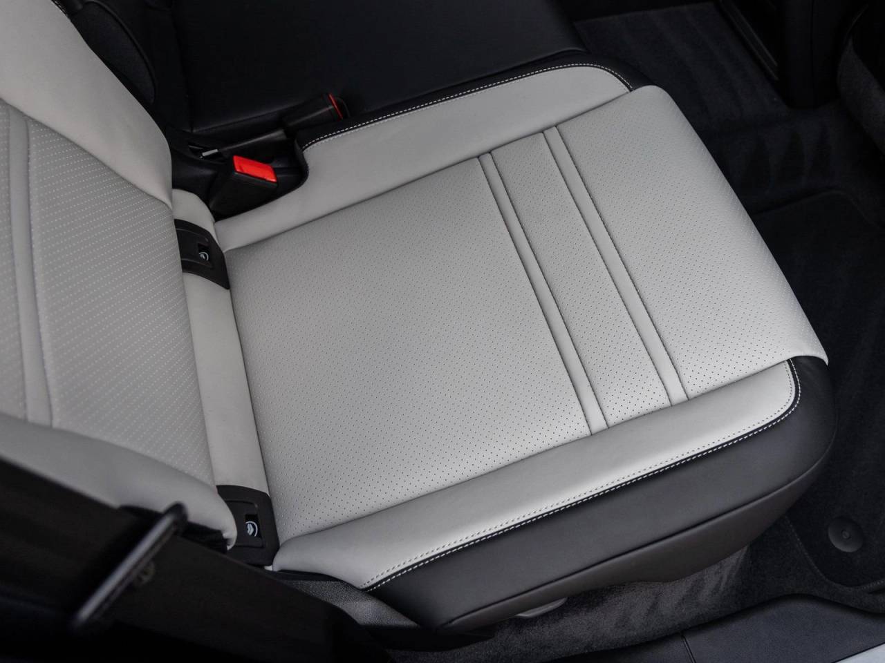 2026 Porsche Cayenne Coupe