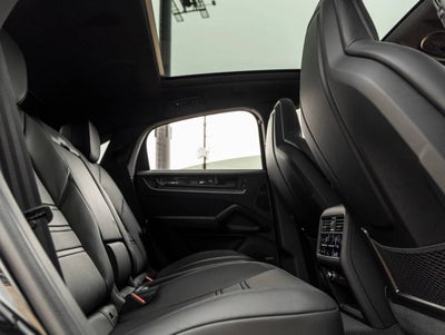 2026 Porsche Cayenne Cayenne Coupe