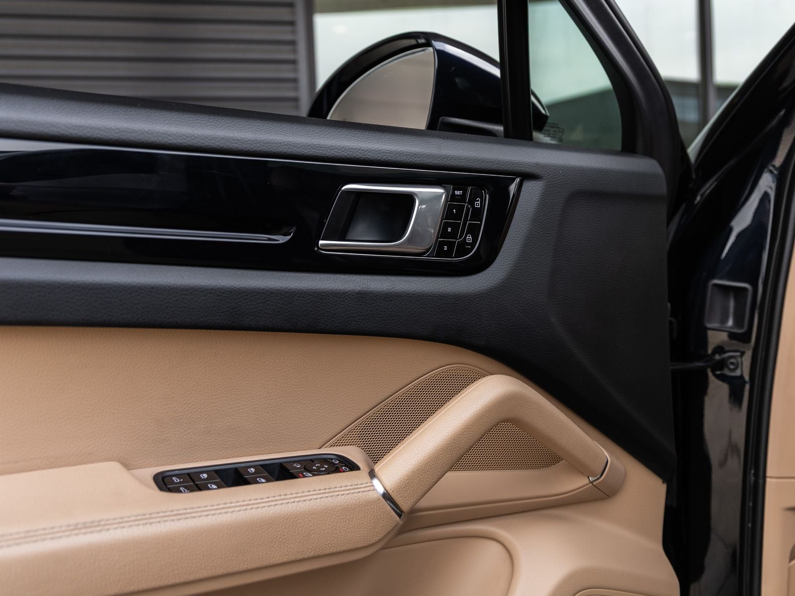 2021 Porsche Cayenne Coupe