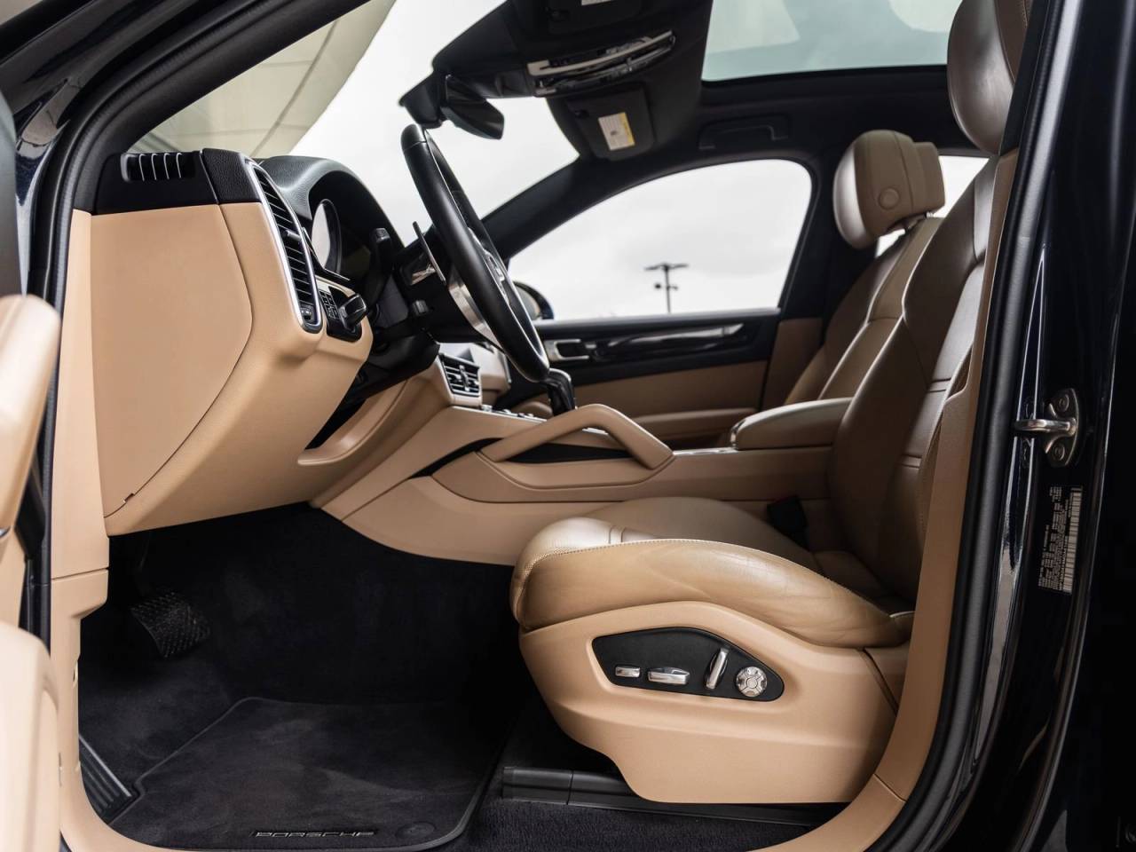 2021 Porsche Cayenne Coupe
