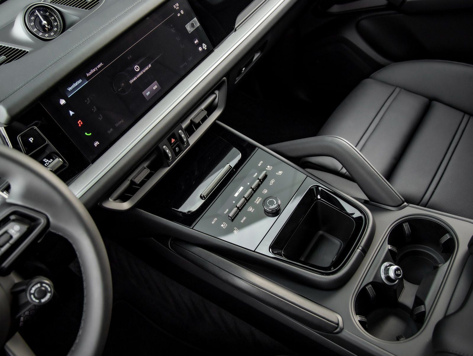 2026 Porsche Cayenne Coupe Base