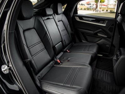 2026 Porsche Cayenne Coupe Base