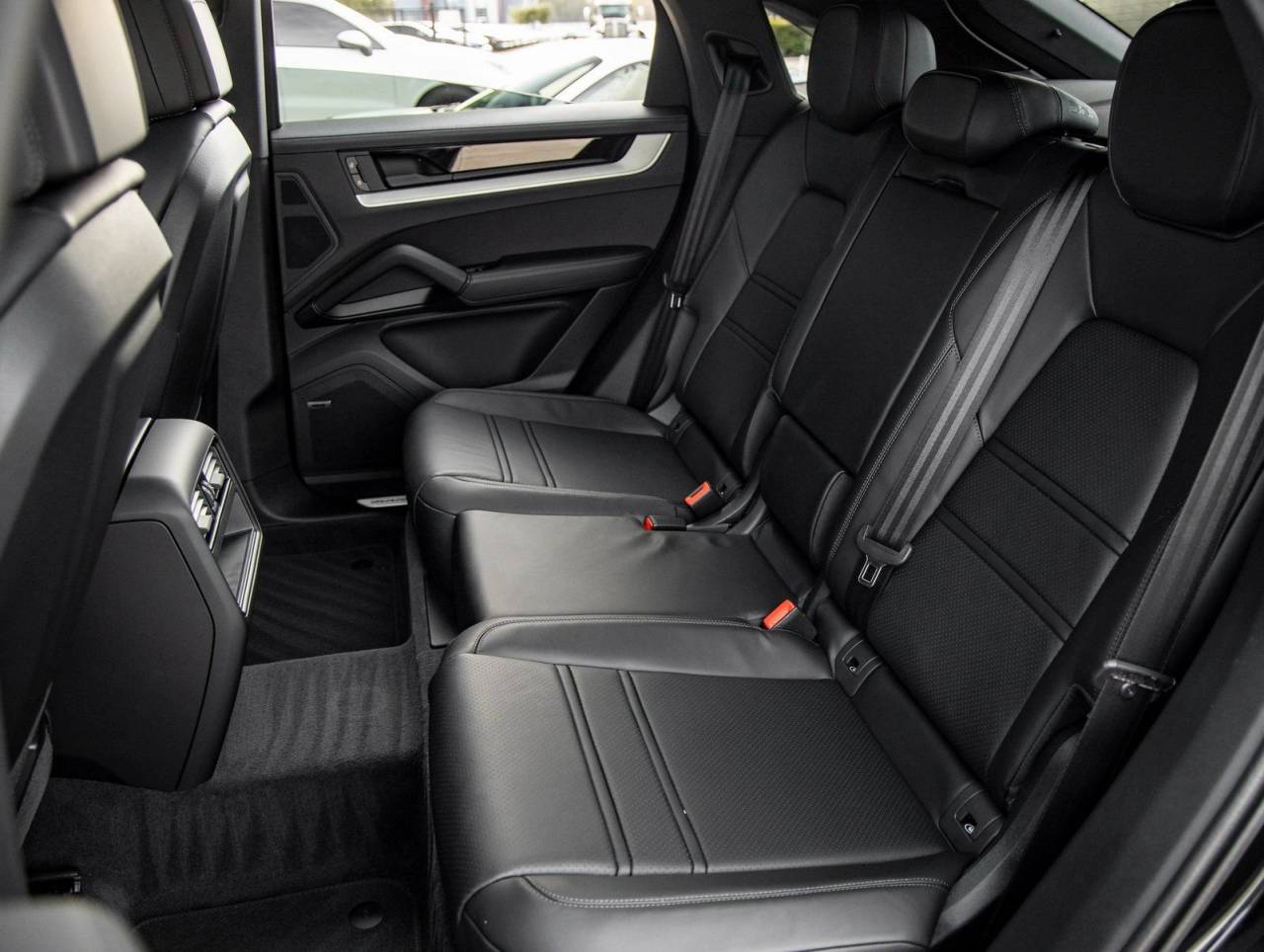 2026 Porsche Cayenne Cayenne Coupe