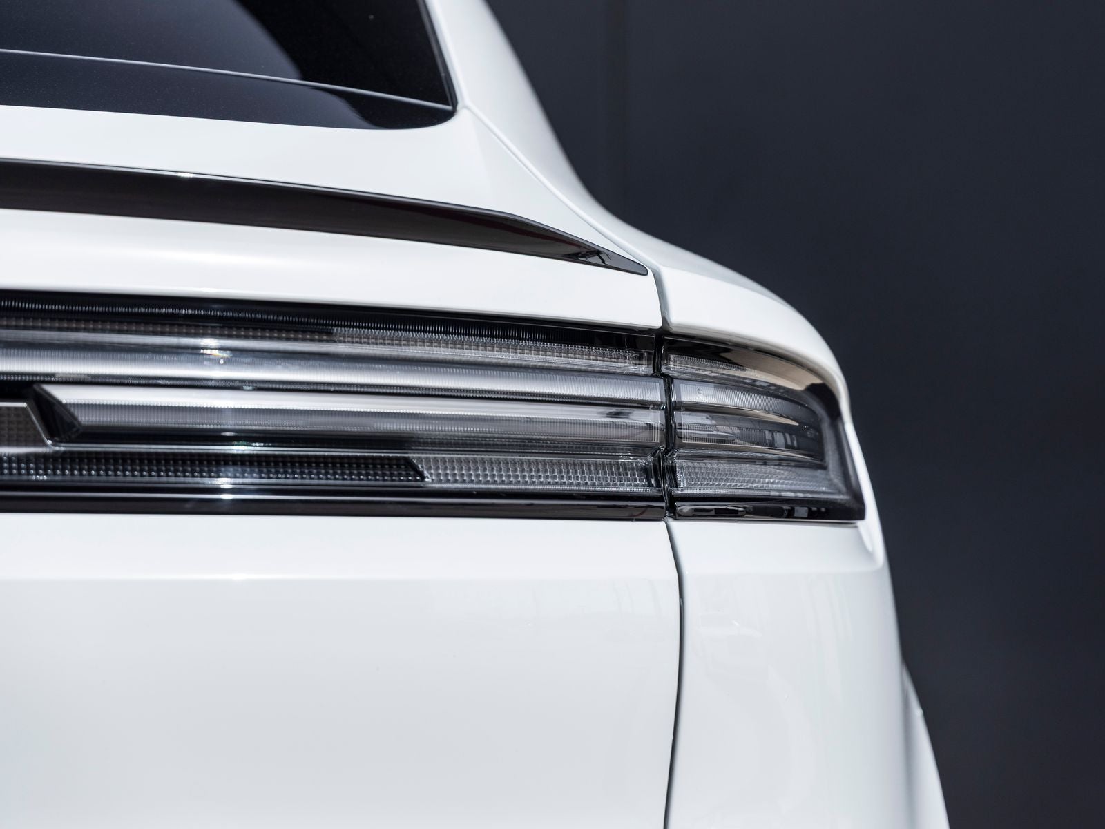 2025 Porsche Cayenne Coupe Base