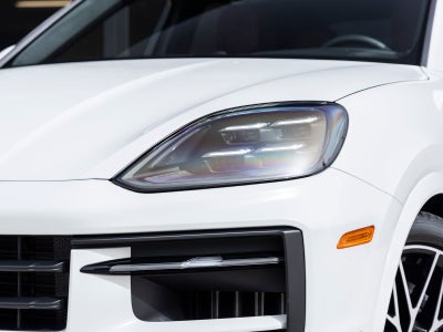 2025 Porsche Cayenne Coupe Base