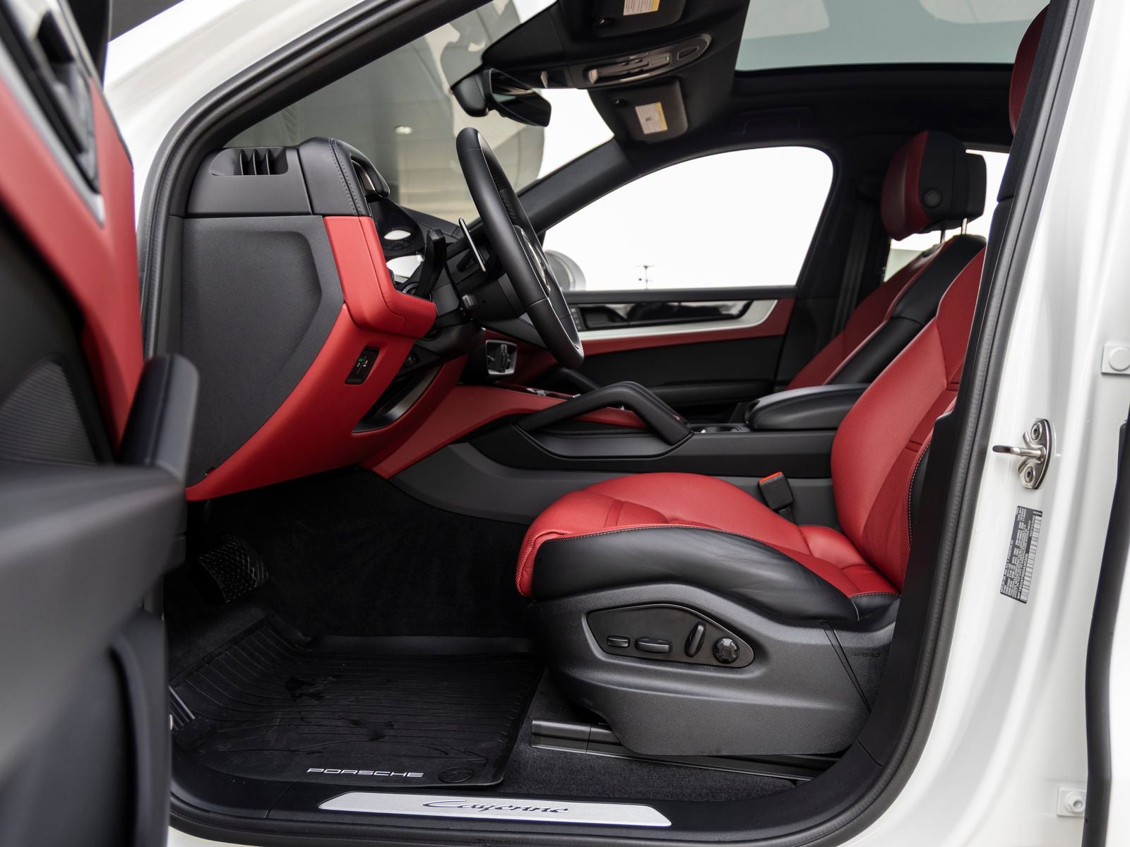 2025 Porsche Cayenne Coupe Base