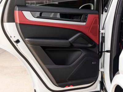 2025 Porsche Cayenne Coupe Base
