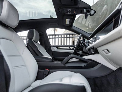 2025 Porsche Cayenne Coupe