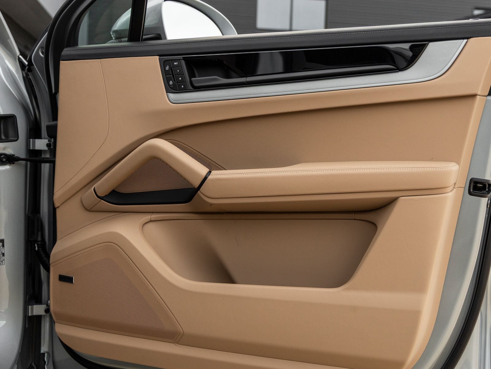 2026 Porsche Cayenne Cayenne Coupe