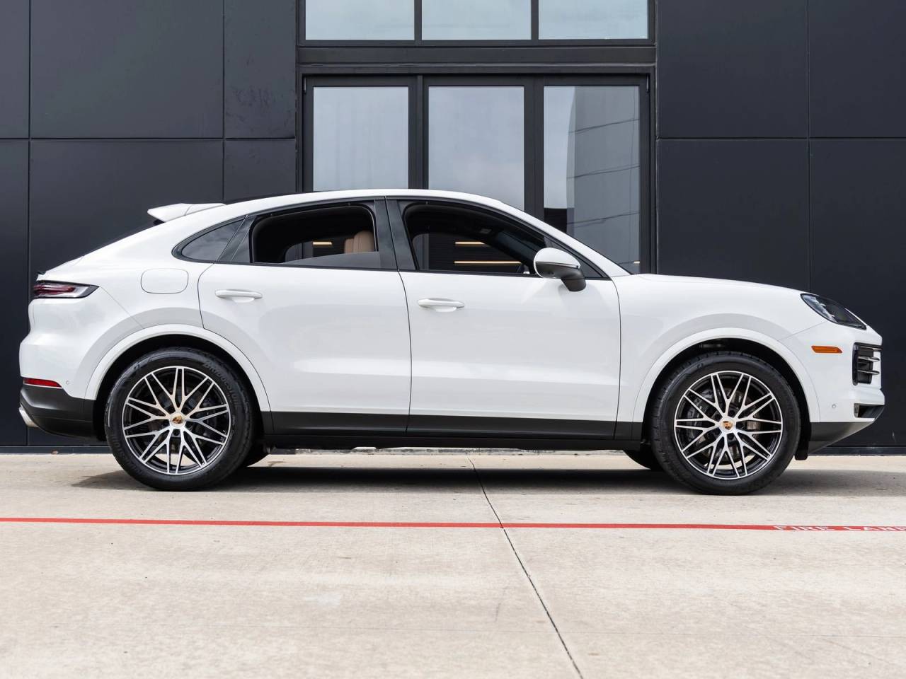 2025 Porsche Cayenne Coupe
