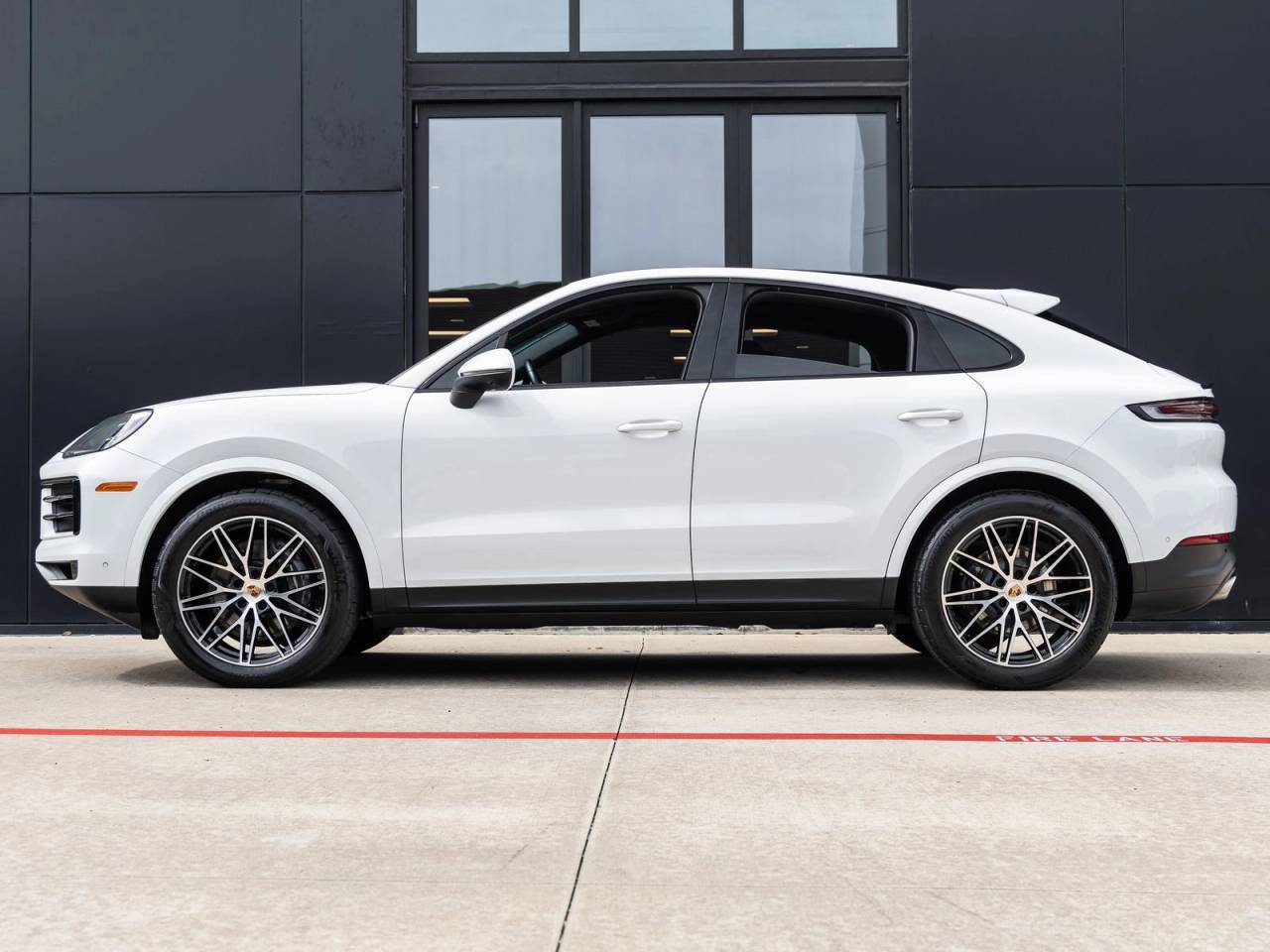 2025 Porsche Cayenne Coupe