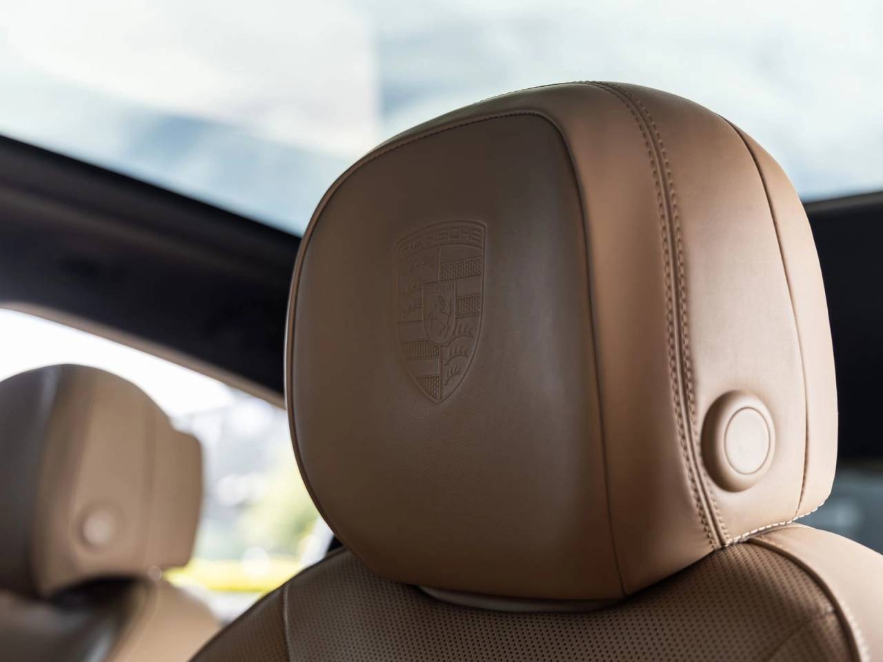 2025 Porsche Cayenne Coupe