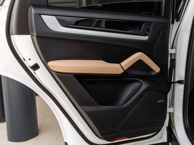 2025 Porsche Cayenne Coupe