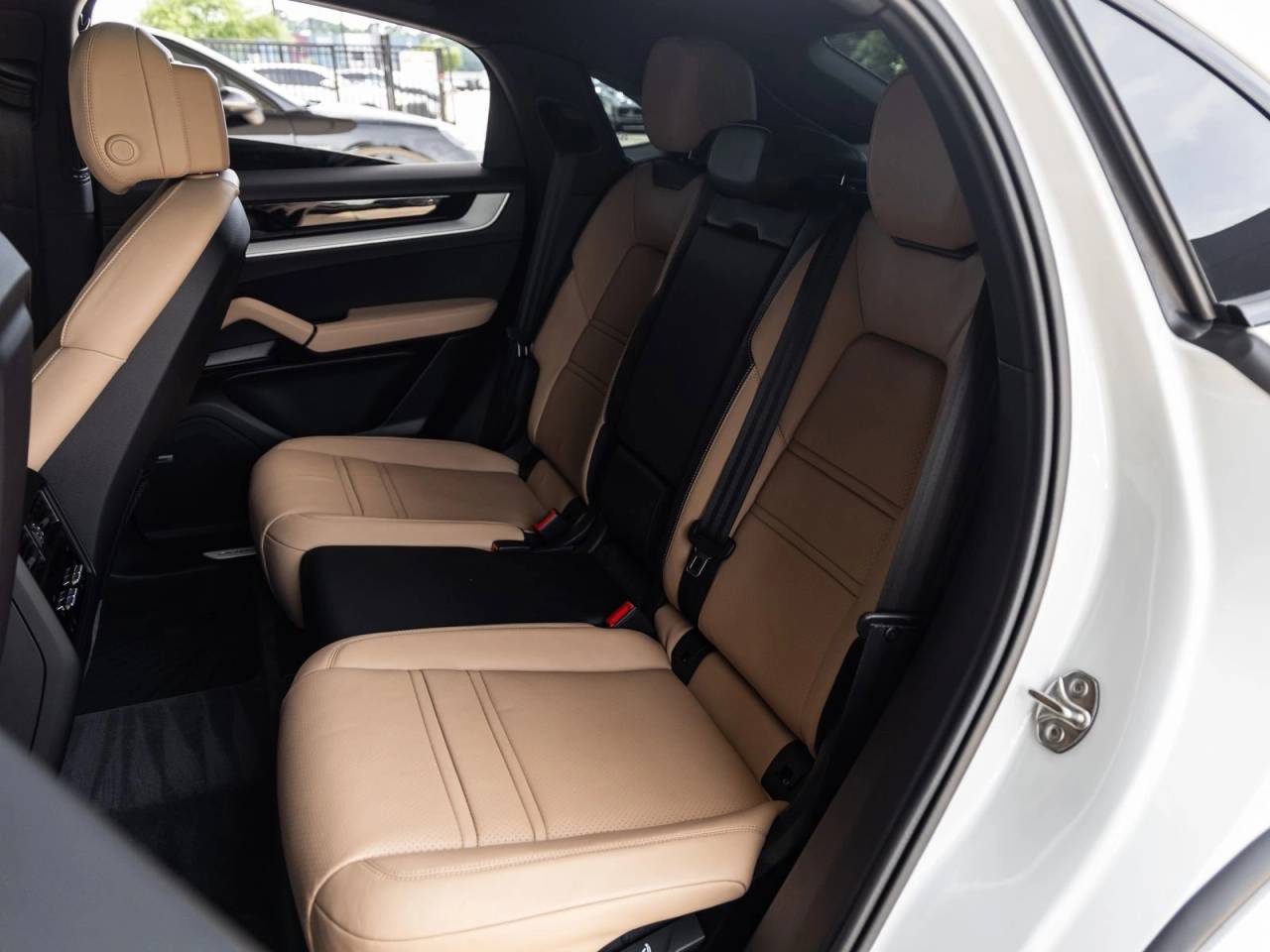 2025 Porsche Cayenne Coupe