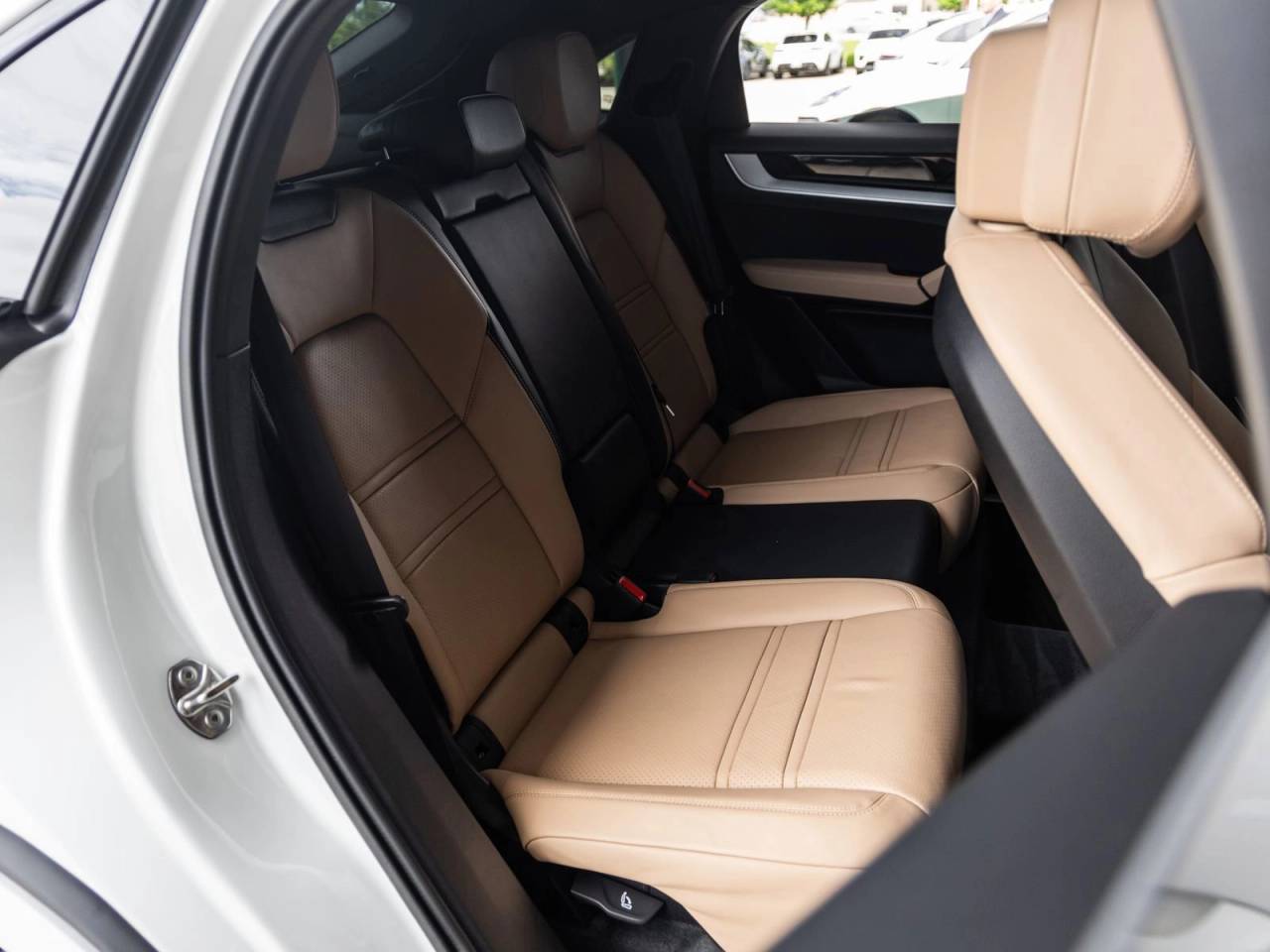 2025 Porsche Cayenne Coupe