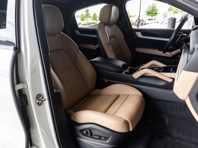 2025 Porsche Cayenne Coupe