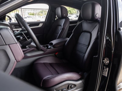 2025 Porsche Cayenne Cayenne Coupe